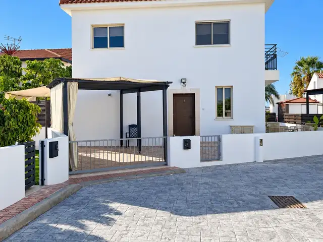 3-bedroom detached house to rent, Famagusta — Kapparis