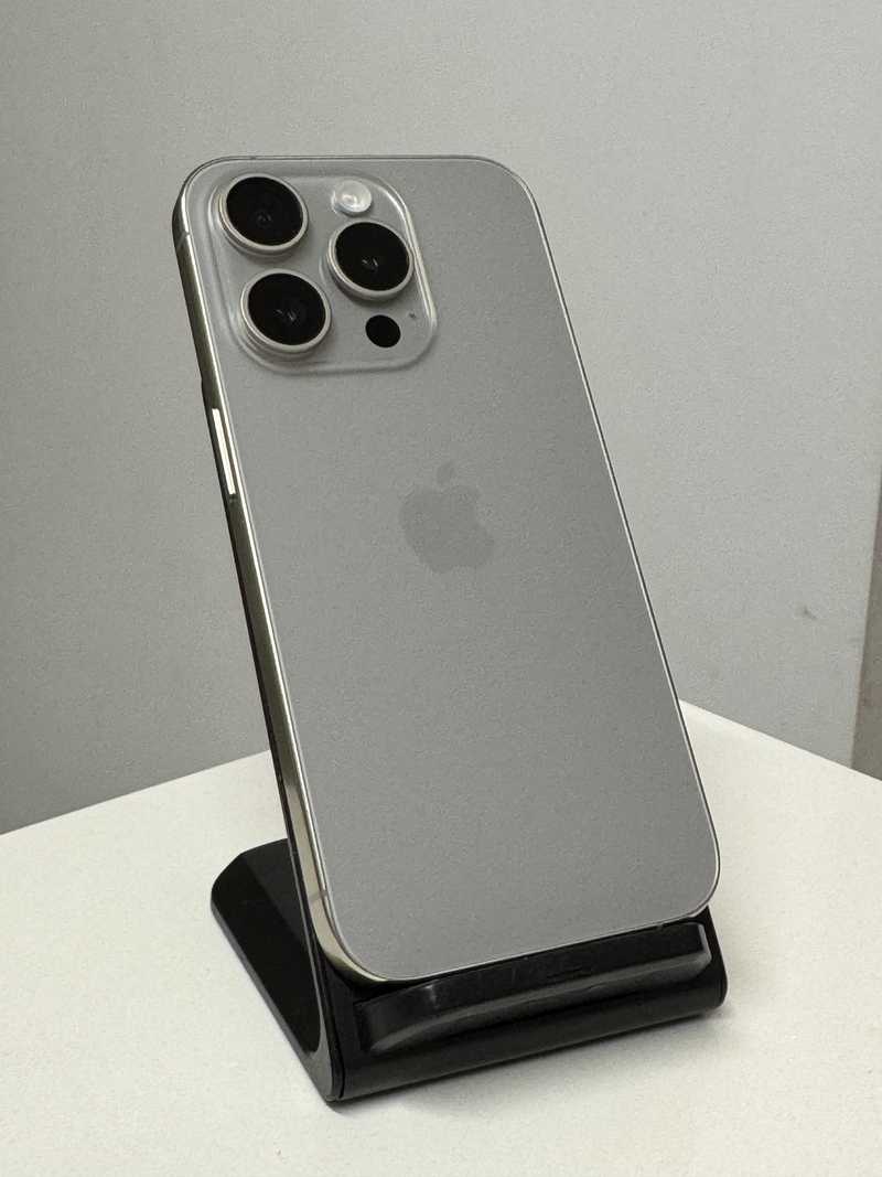 iPhone 15Pro 256GB ナチュラルチタニウムバッテリー容量99% iPhone 15