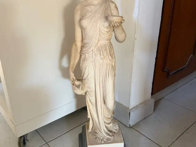 Goddess statue 60cm, Limassol — Limassol - Mesa Geitonia