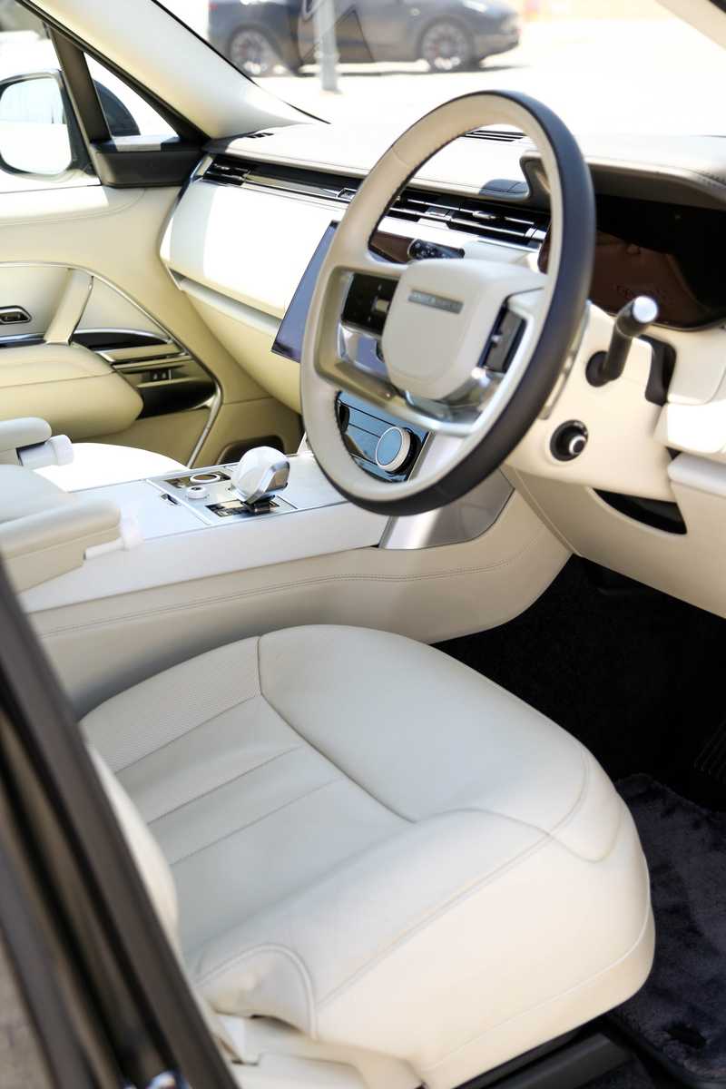 2024 Land Rover Range Rover 4,4L 2024 Cyprus