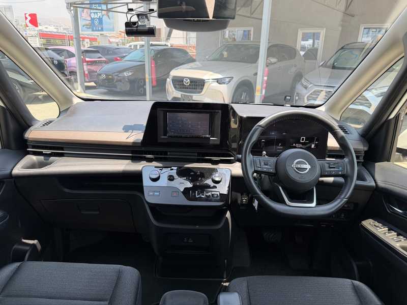2024 Nissan Serena e-POWER 1,4L 2024 Cyprus