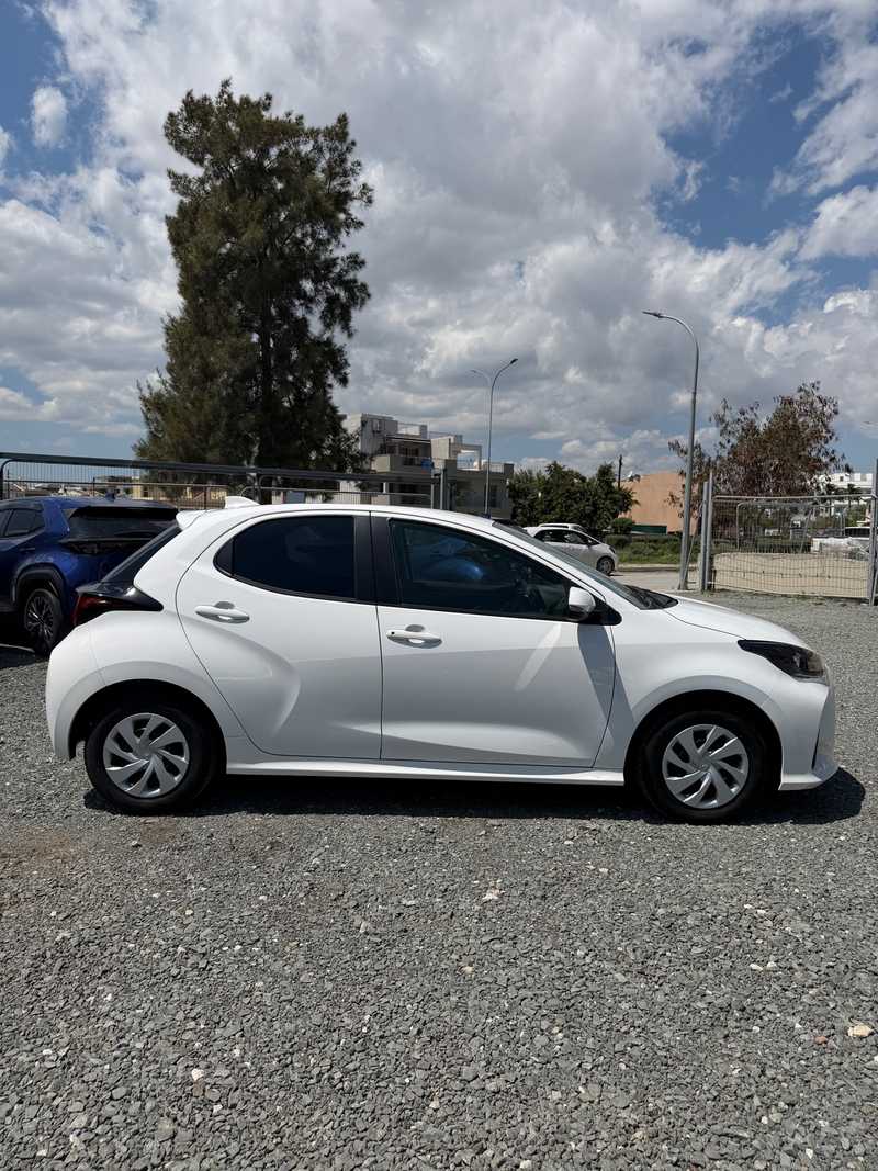 2022 Toyota Yaris 1,5L 2022 Cyprus