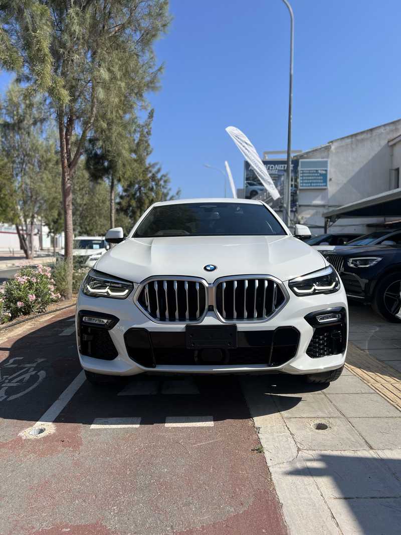 2021 BMW X6 3,0L 2021 Cyprus