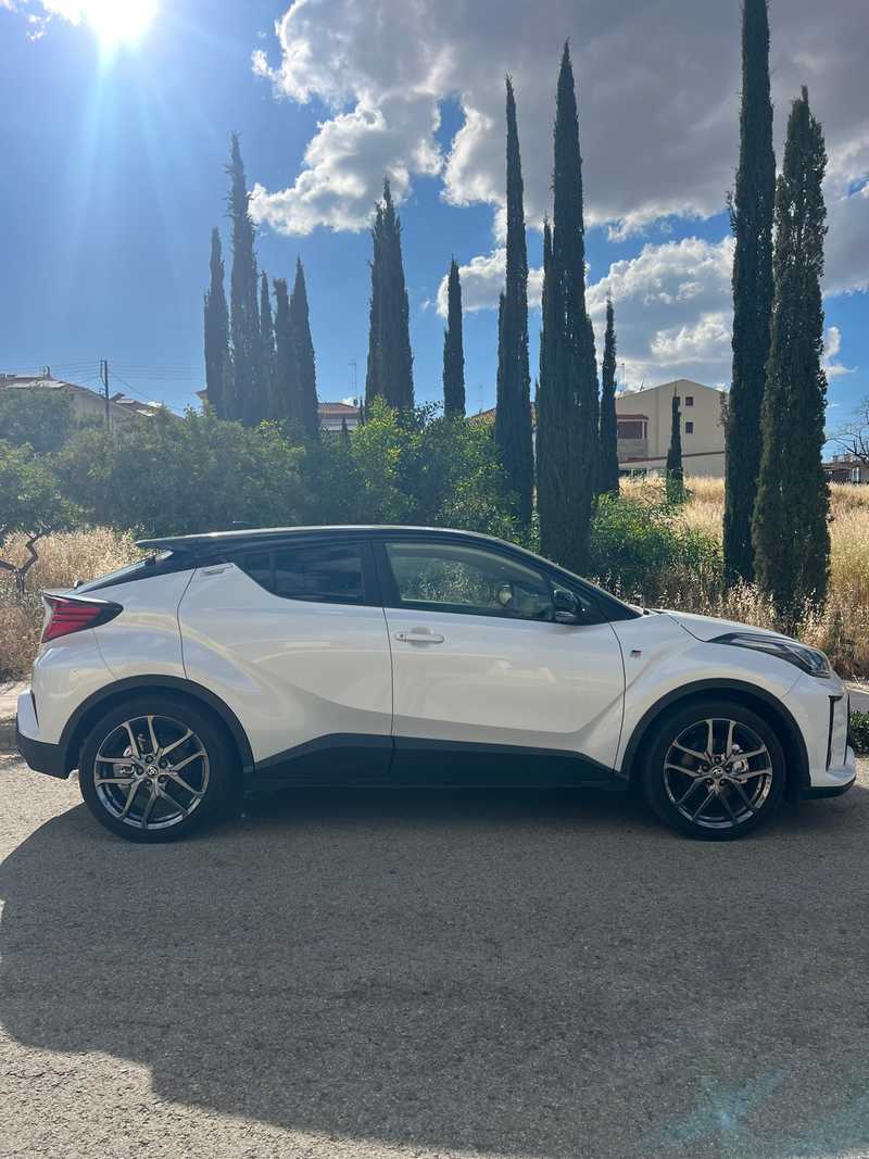 2022 Toyota C-HR 1,8L 2022 Cyprus