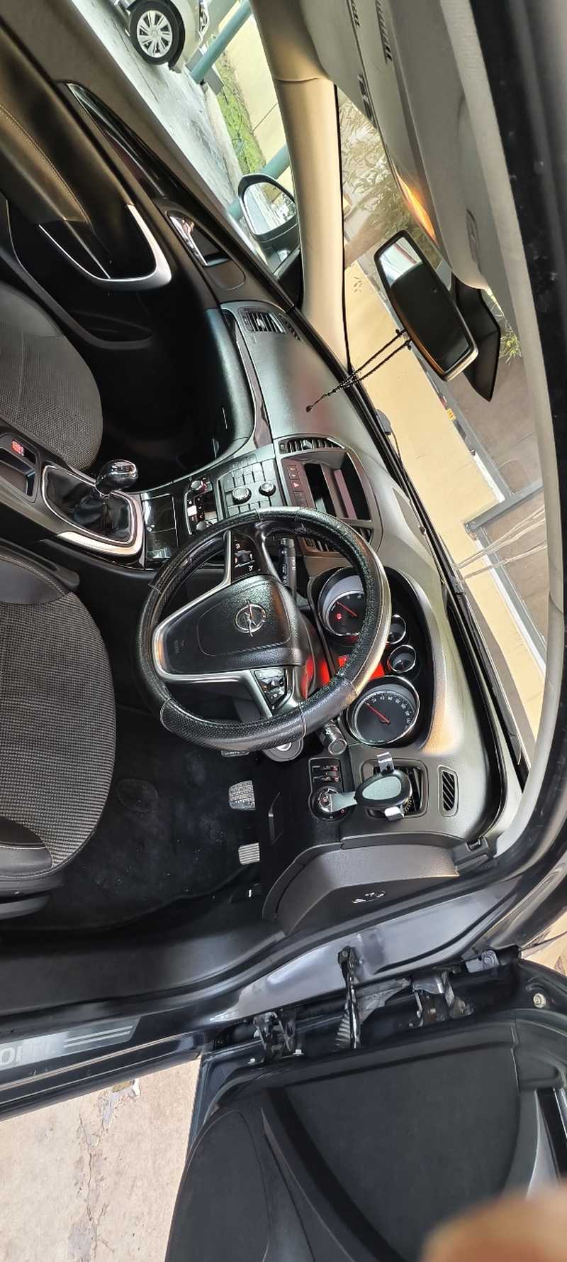 2010 Opel, Vauxhall Insignia 1,6L 2010 Cyprus