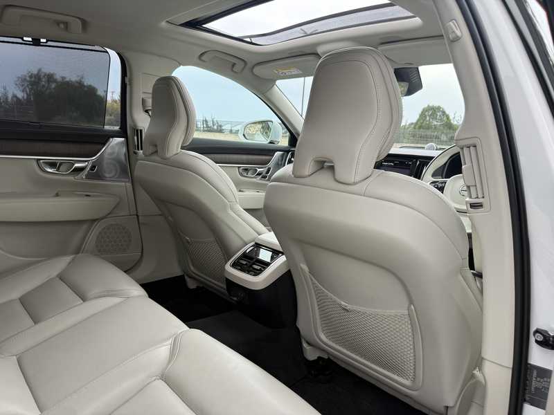 2022 Volvo S90 2,0L 2022 Cyprus