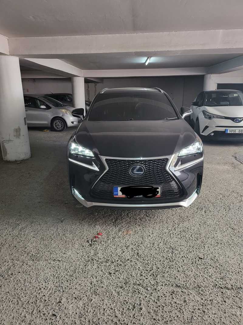 Lexus NX 2,5L 2014