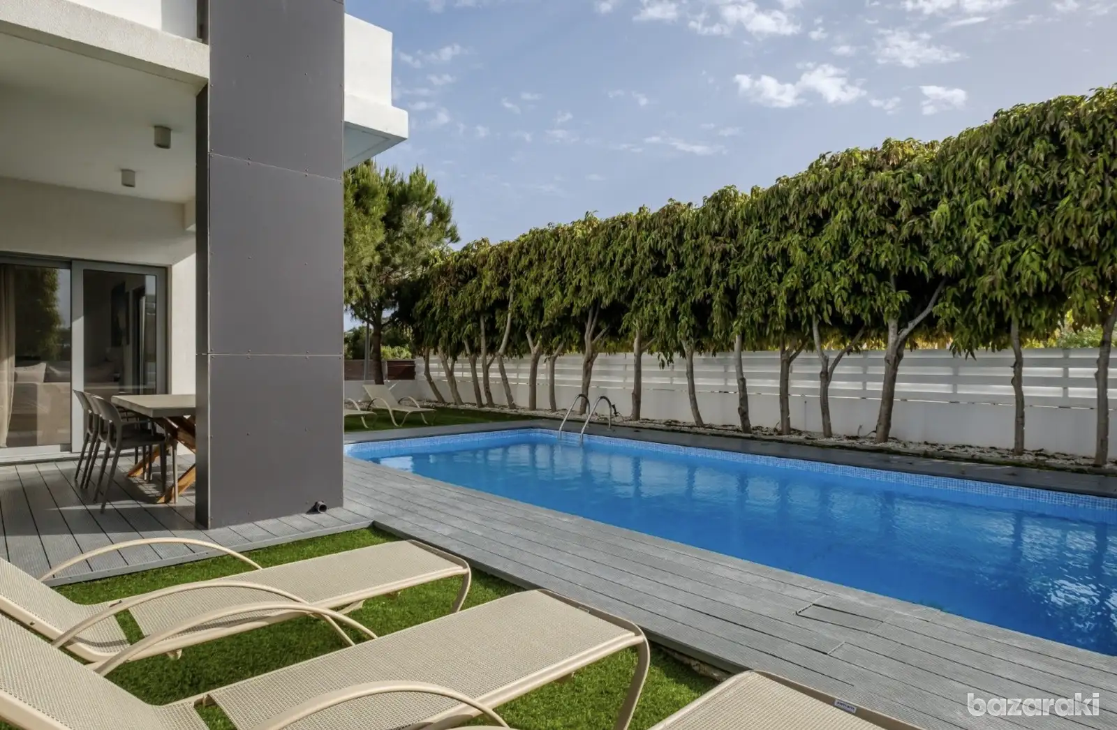 House, 3 bedrooms — 2