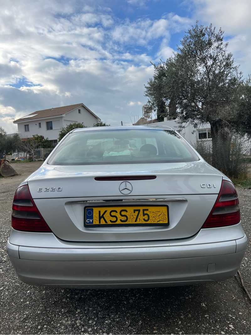 2002 Mercedes-Benz E-Class 2,2L 2002 Cyprus
