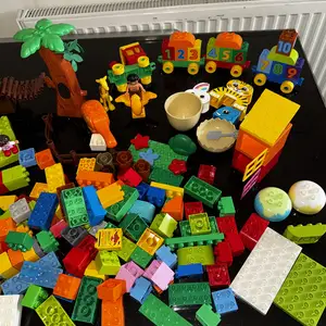 Big bundle lego duplo with dinosaurs, Nicosia — Strovolos - Acropolis