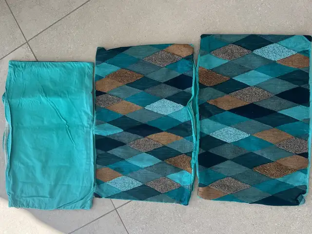 3 pillowcases, Επαρχία Πάφου — Αγία Μαρινούδα