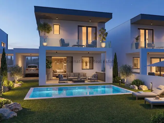 4-bedroom villa for sale, Larnaca — Livadia Larnakas