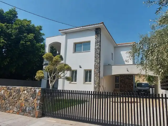 5-bedroom detached house to rent, Επαρχία Λεμεσού — Άγιος Τύχων