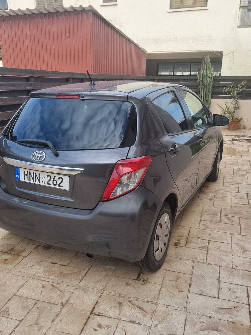 Toyota Vitz 1,3L 2012