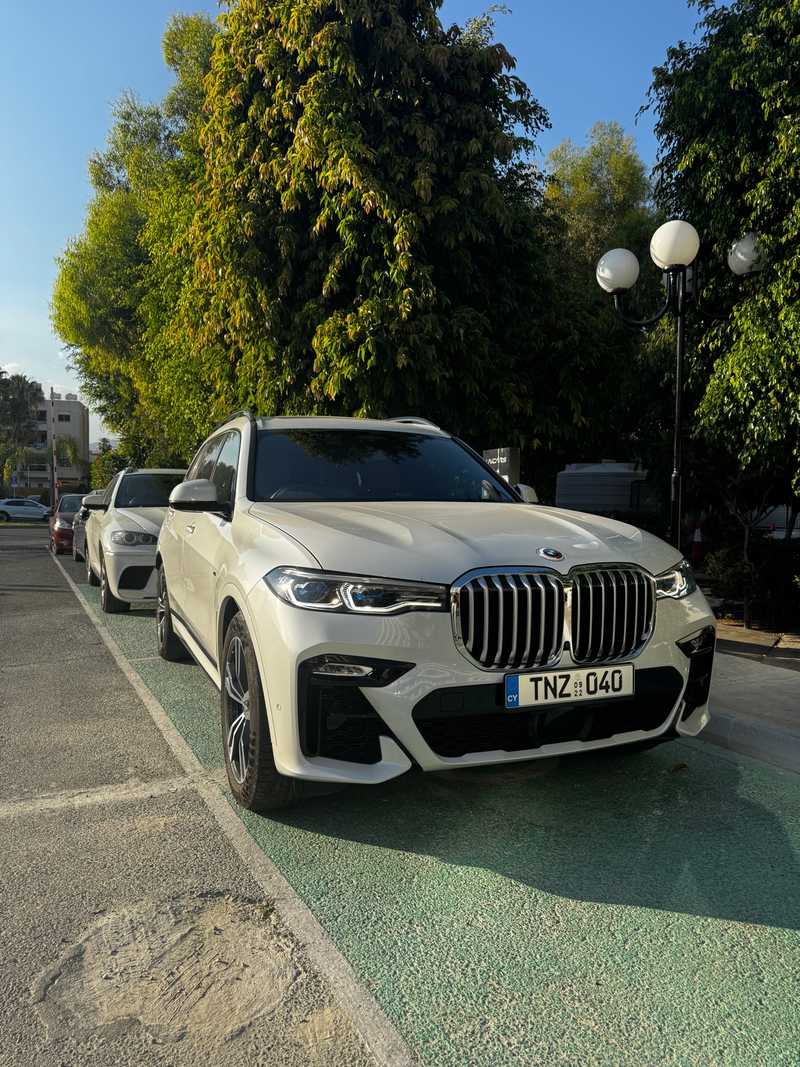 BMW X7 3,0L 2022