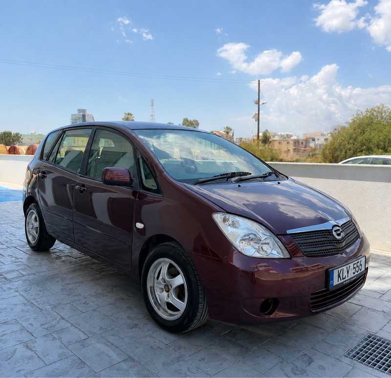 Toyota Spacio 1,5L 2002
