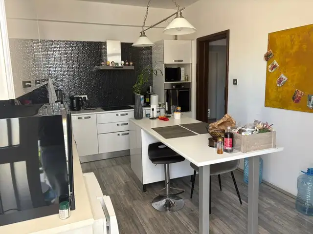 3-bedroom apartment to rent, Limassol — Limassol - Agios Ioannis