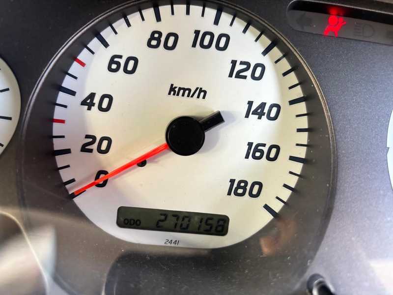 2002 Nissan Navara 2,5L 2002 Cyprus