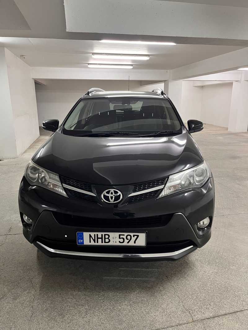 Toyota RAV4 2,2L 2014