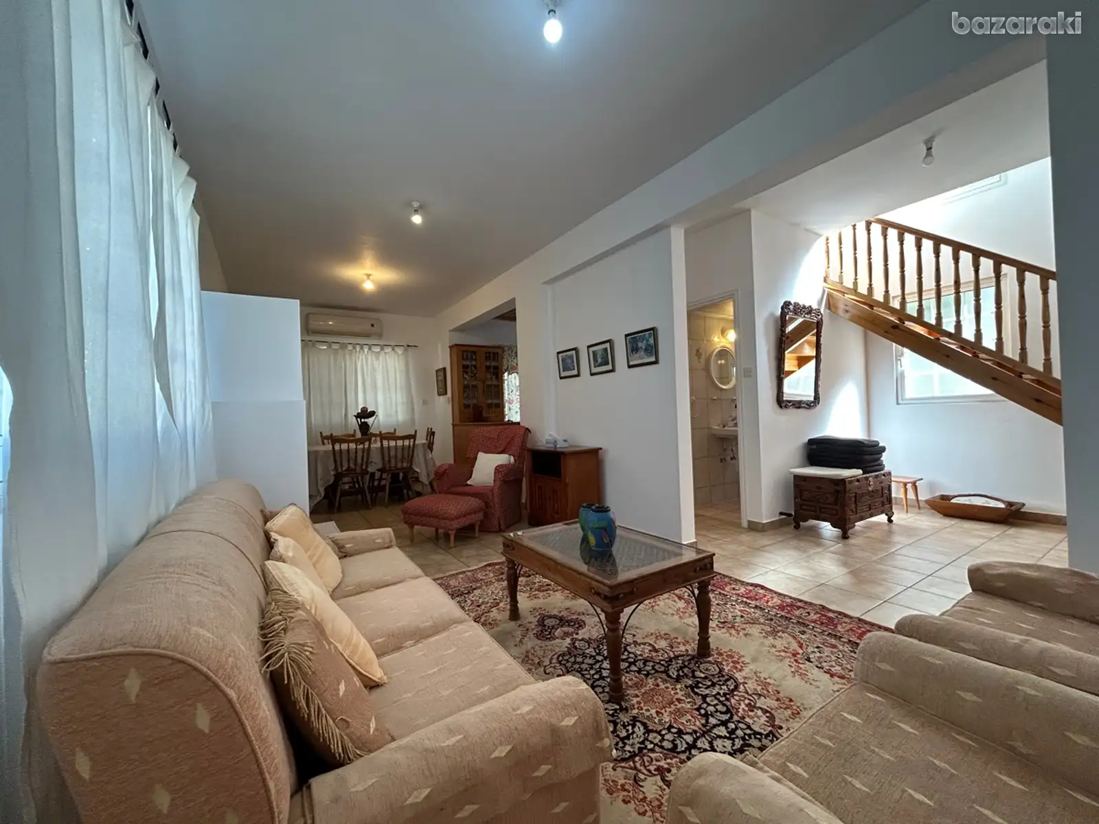 House, 3 bedrooms — 6