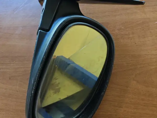 Honda civic eg 3/4 doors 1992 - 95 electric mirror right side & right signal, Επαρχία Λευκωσίας — Λευκωσία - Λυκαβηττός