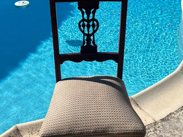 Antique chair, Paphos — Argaka