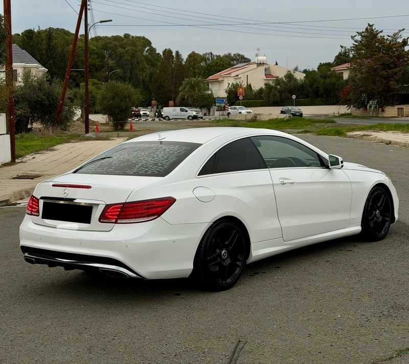 2013 Mercedes-Benz E-Class 2,2L 2013 Cyprus