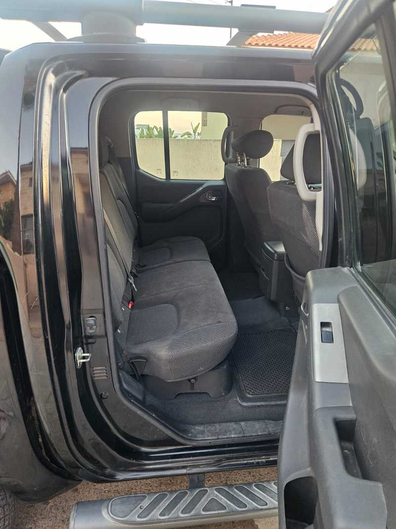 2010 Nissan Navara 2,5L 2010 Cyprus