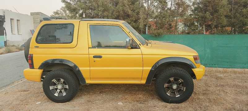 1995 Mitsubishi Pajero 2,5L 1995 Cyprus