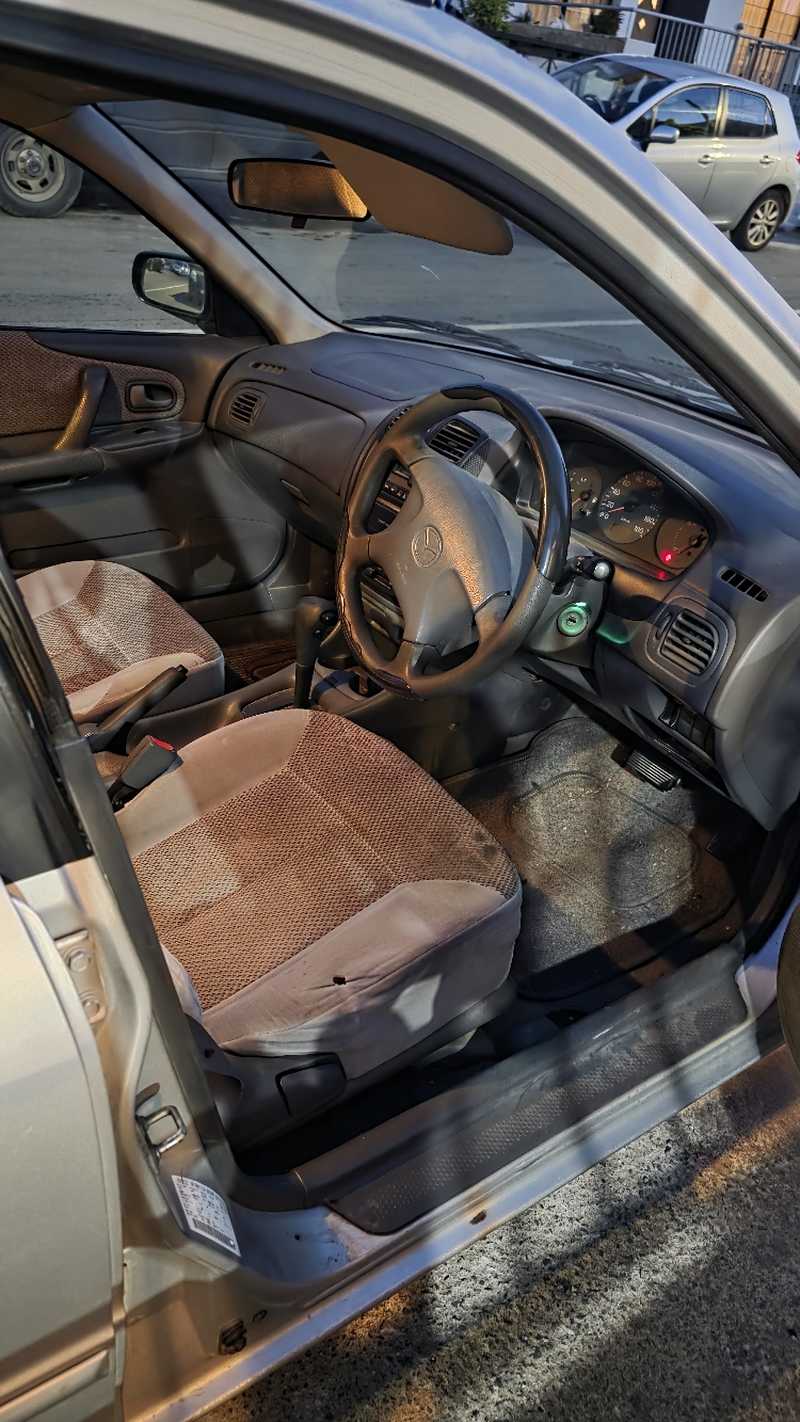 1999 Mazda Familia 1,4L 1999 Cyprus