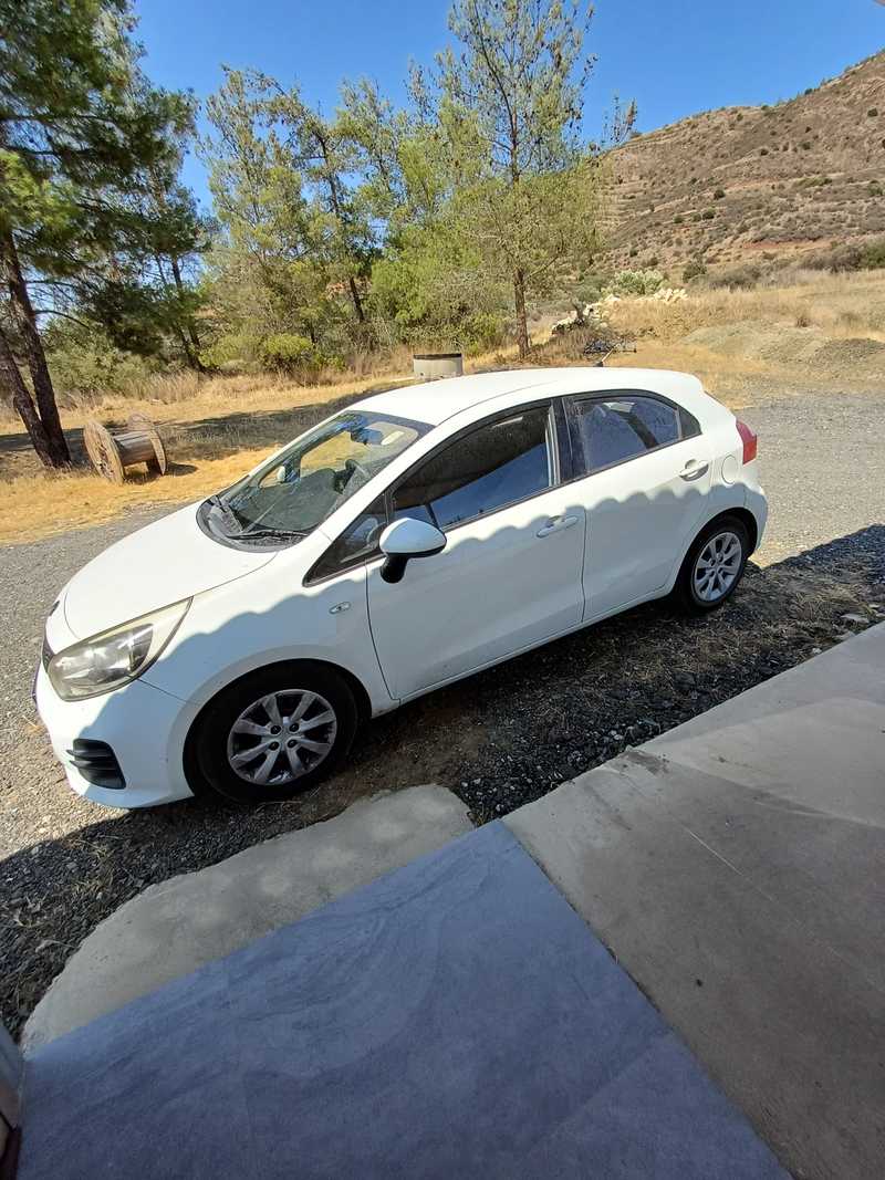 2015 KIA Rio 1,3L 2015 Cyprus