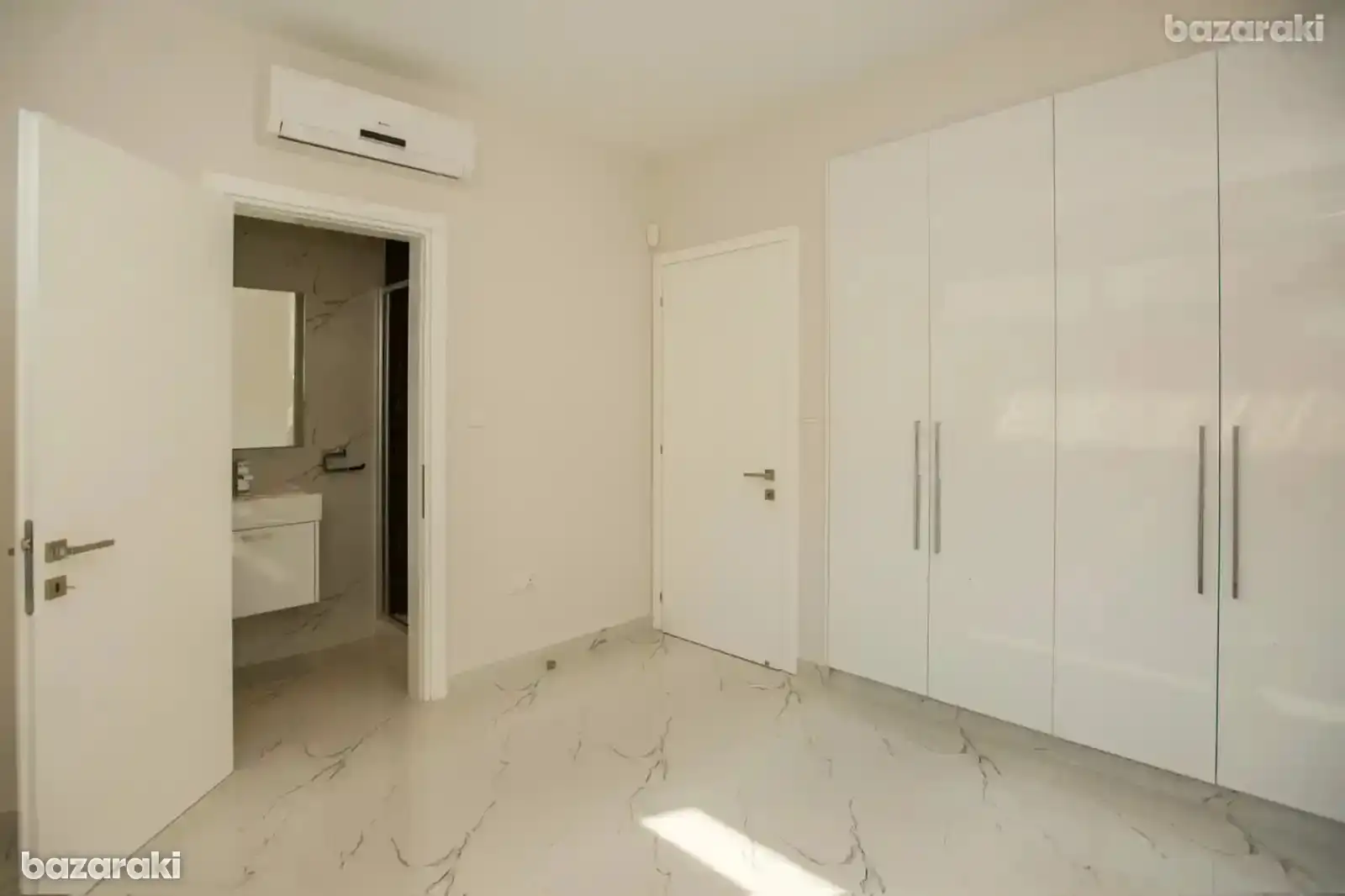 Villa, 4 bedrooms — 15