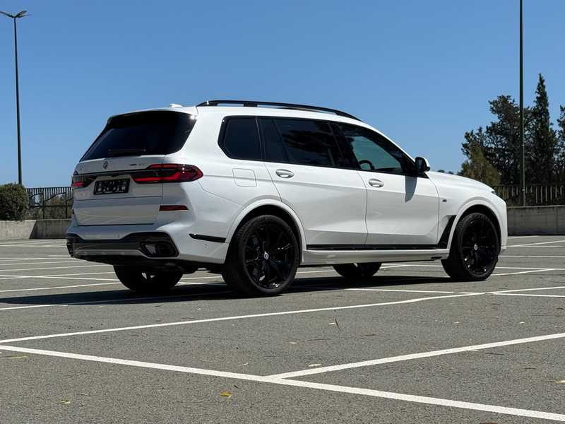 2023 BMW X7 3,0L 2023 Cyprus
