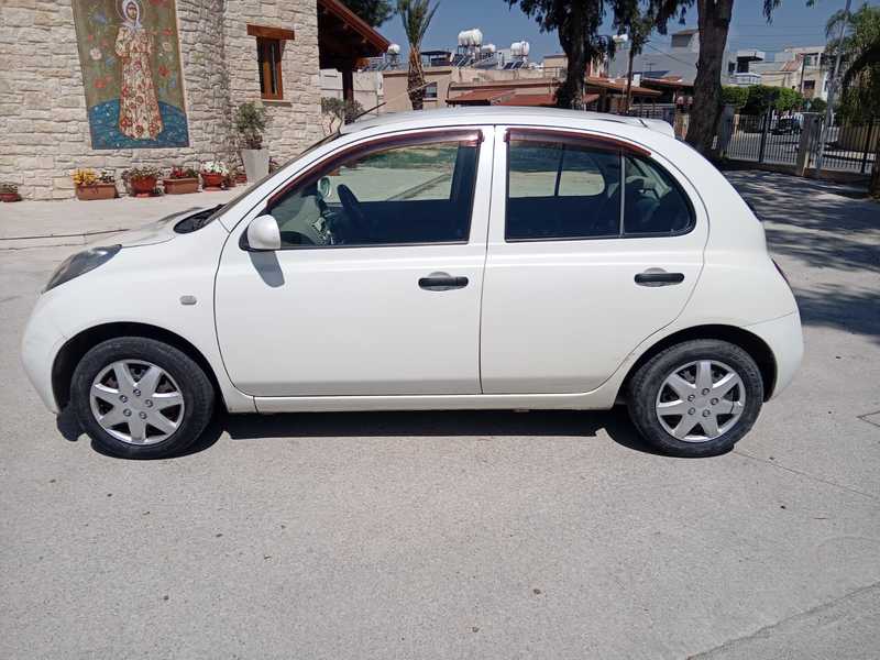 Nissan March 1,2L 2002