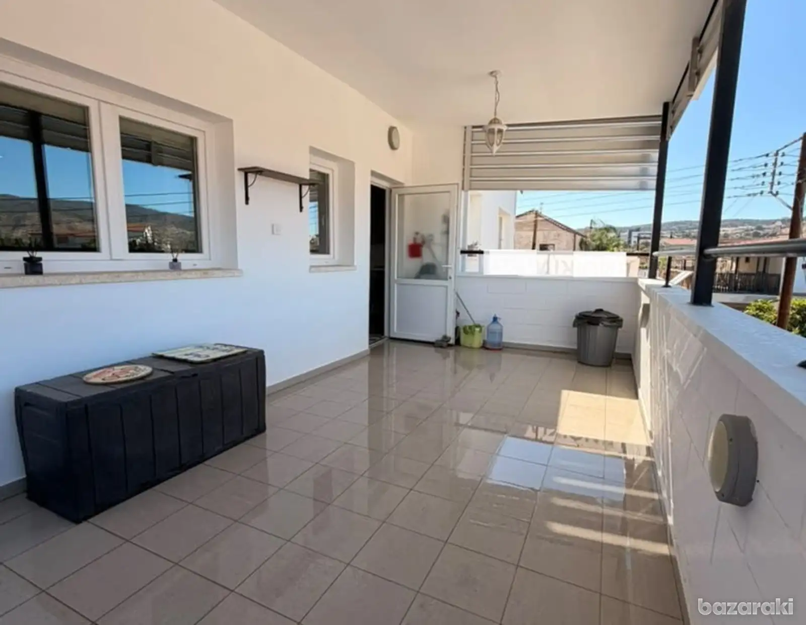 House, 2 bedrooms — 5