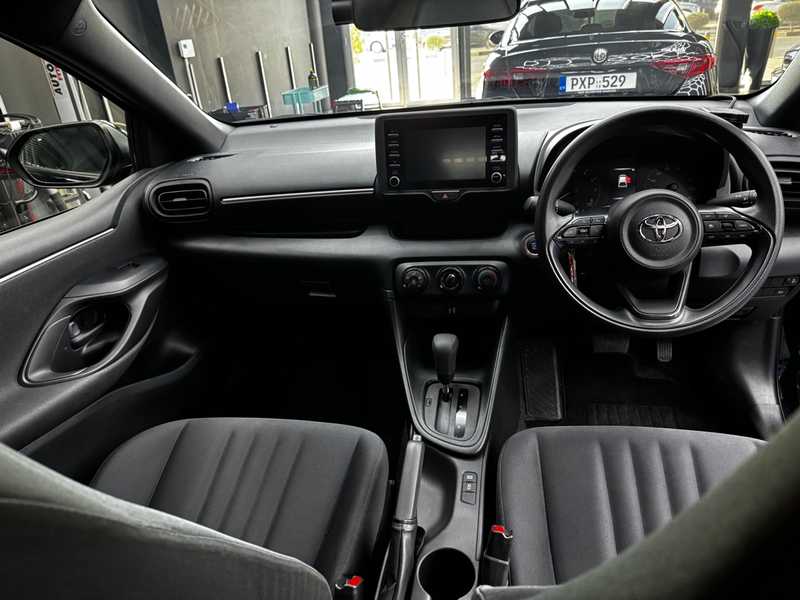 2022 Toyota Yaris 1,5L 2022 Cyprus