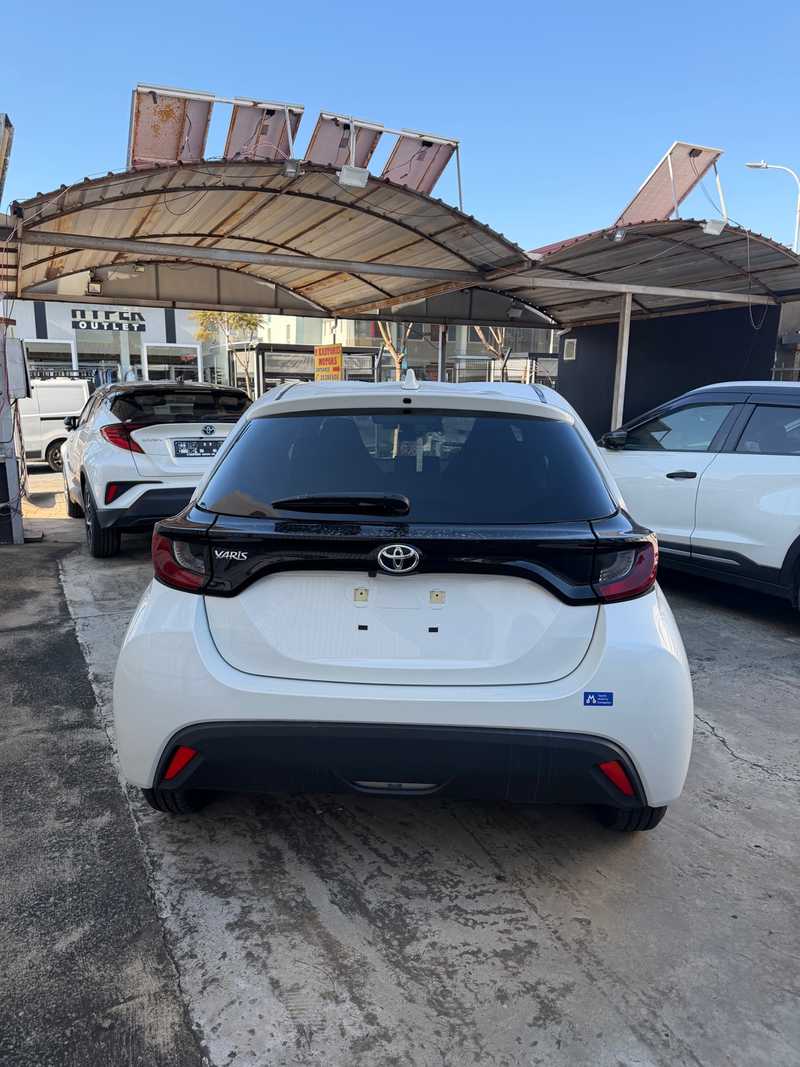 2022 Toyota Yaris 1,5L 2022 Cyprus