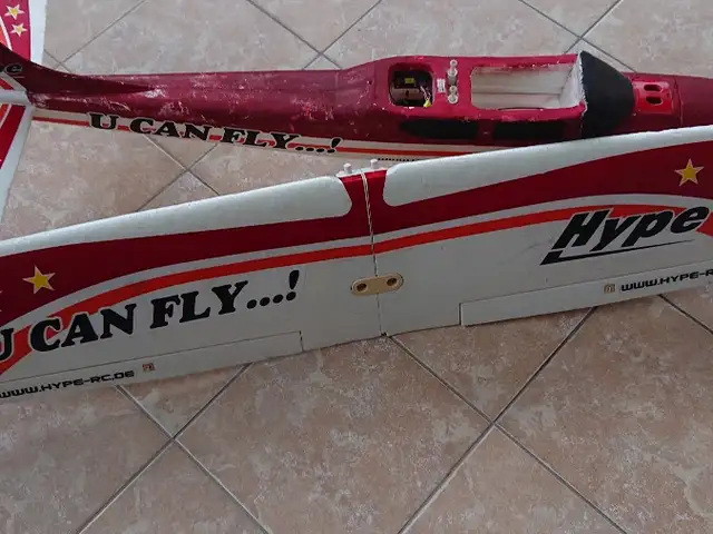 Rc plane u can fly hype-rc, Nicosia — Egkomi - Parissinos
