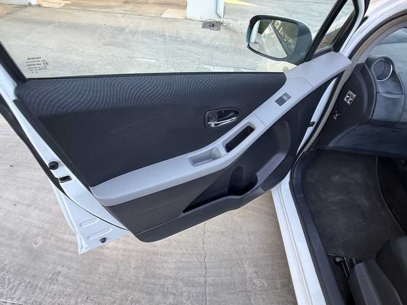 2011 Toyota Yaris 1,3L 2011 Cyprus