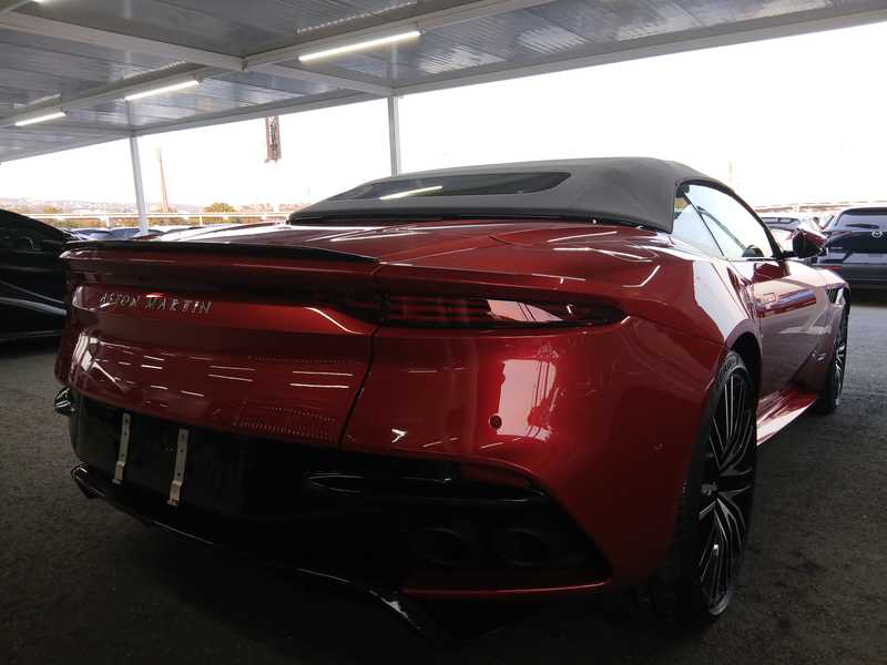 2022 Aston Martin DBS 5,2L 2022 Cyprus