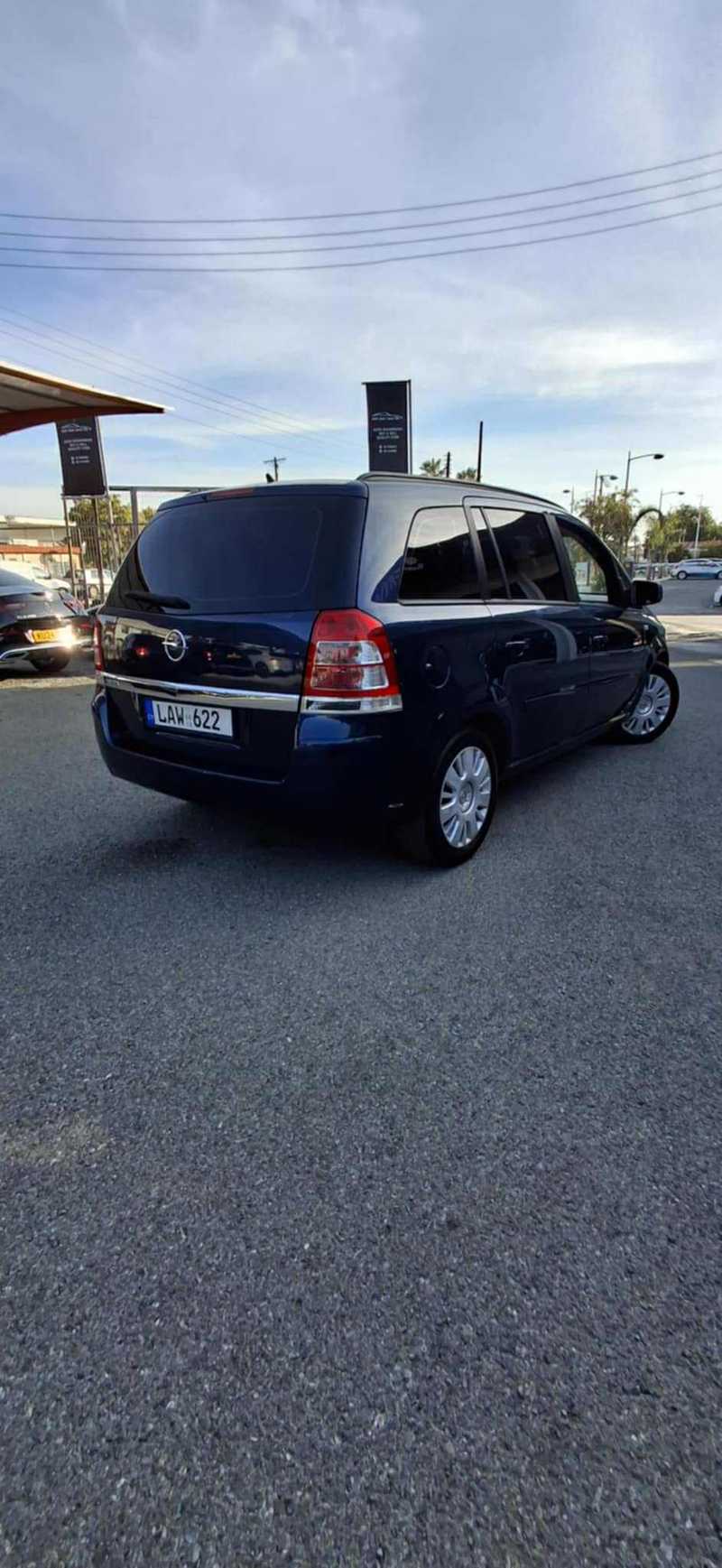 2012 Opel, Vauxhall Zafira 1,6L 2012 Cyprus