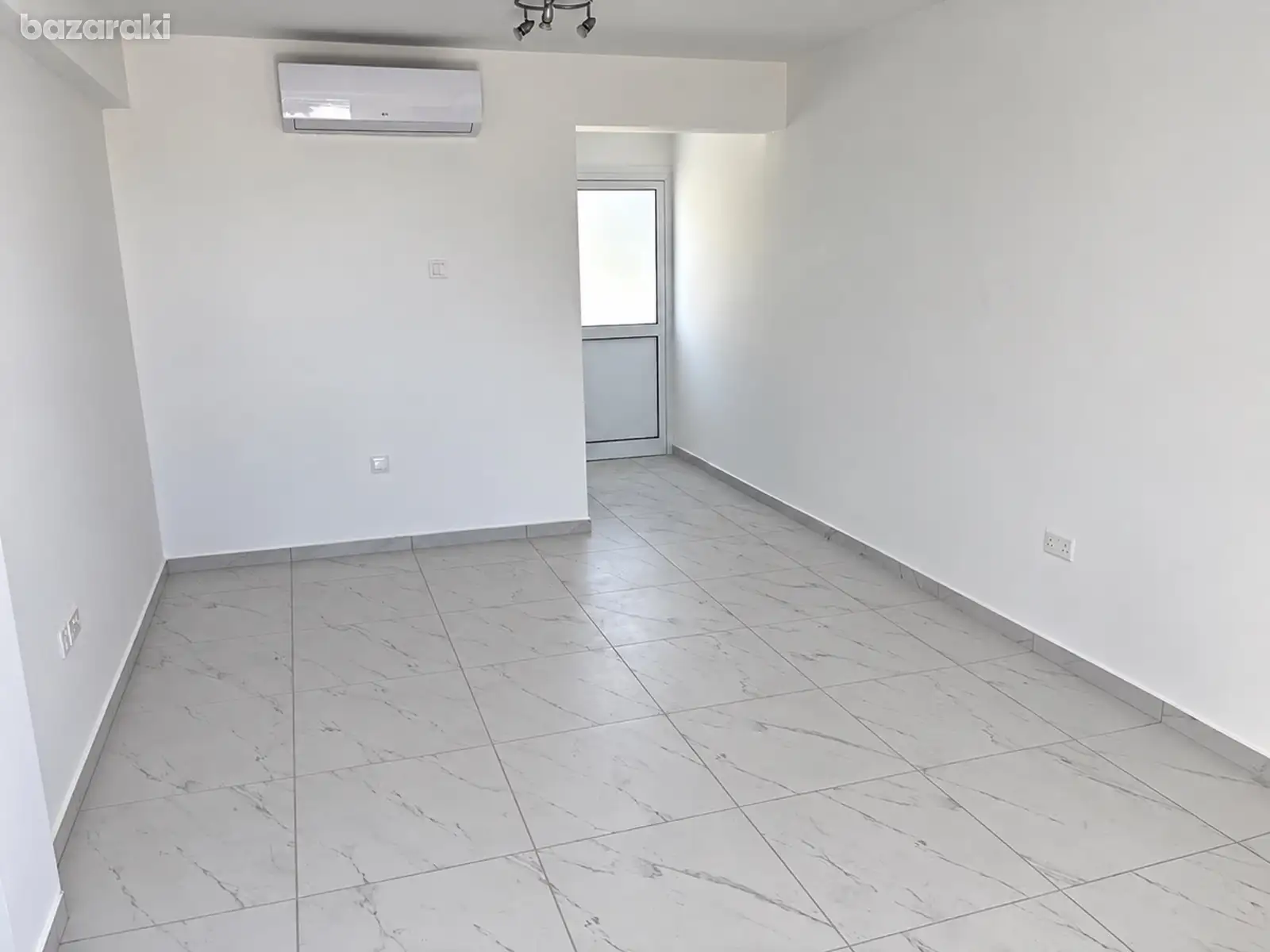 House, 1 bedroom — 2