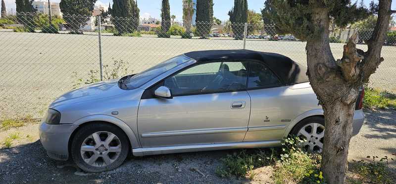 Opel, Vauxhall Astra 1,4L 2003