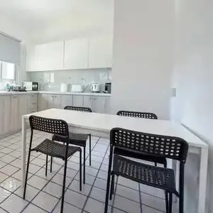 Σετ τραπέζι με 4 καρέκλες, Επαρχία Λεμεσού — Γερμασόγεια Τουριστική Περιοχή