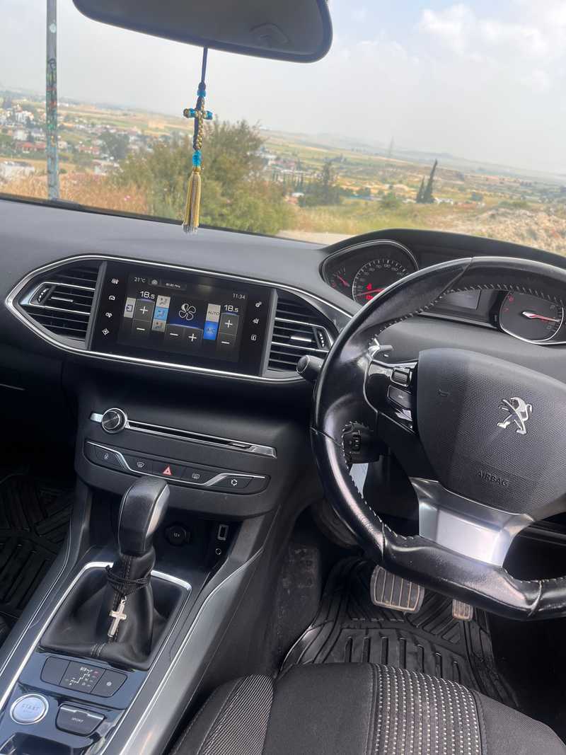 2017 Peugeot 308 1,2L 2017 Cyprus