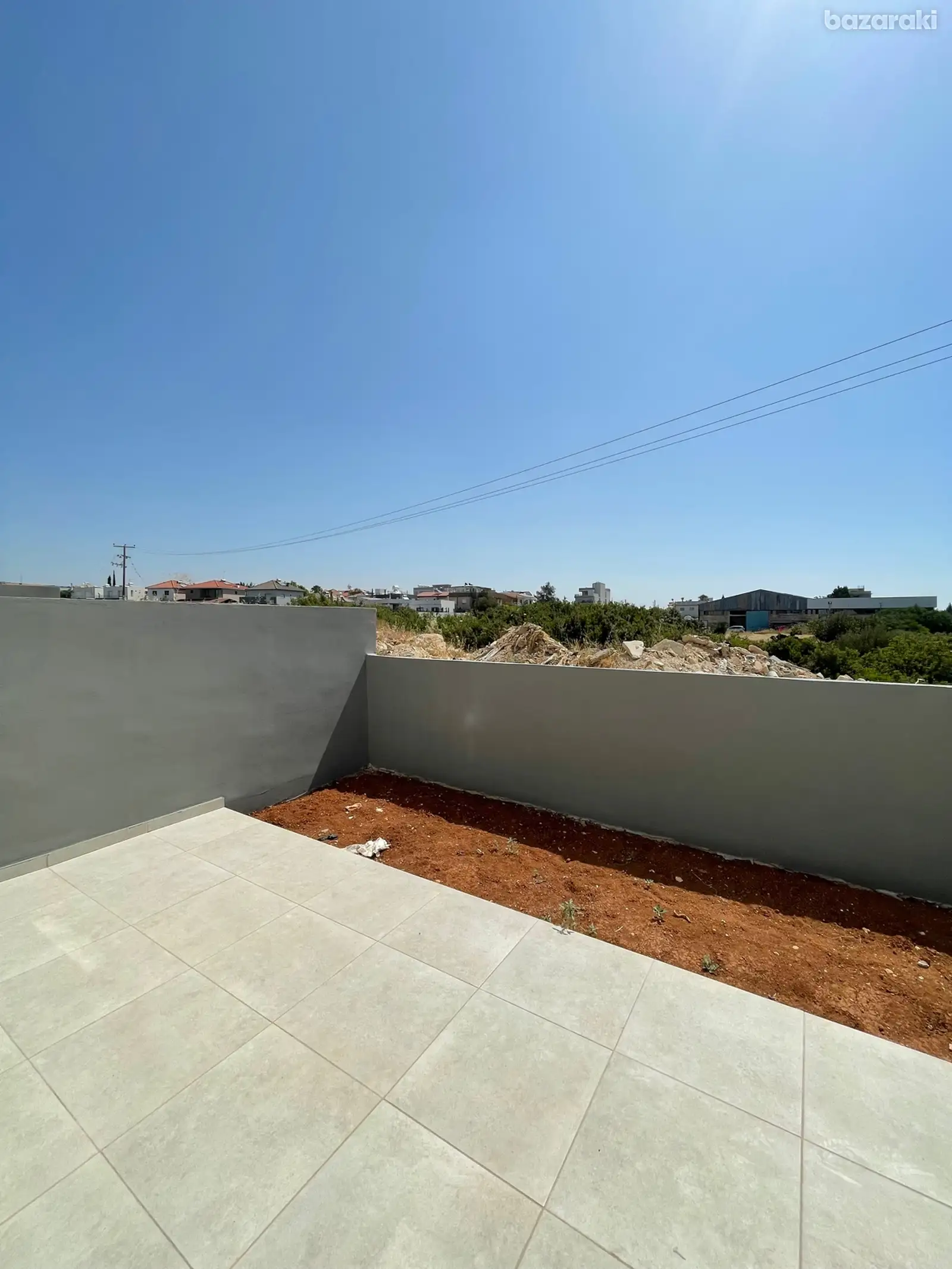 House, 3 bedrooms — 16