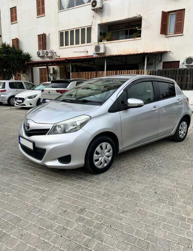 2013 Toyota Vitz 1,3L 2013 Cyprus