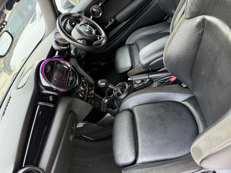 2017 Mini Convertible 2,0L 2017 Cyprus