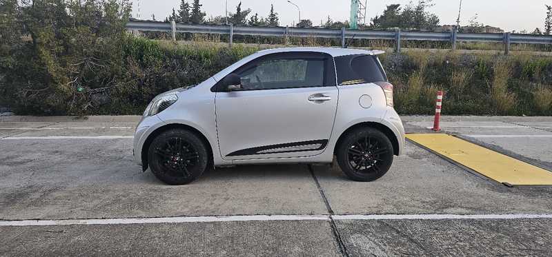 Toyota IQ 1,3L 2011