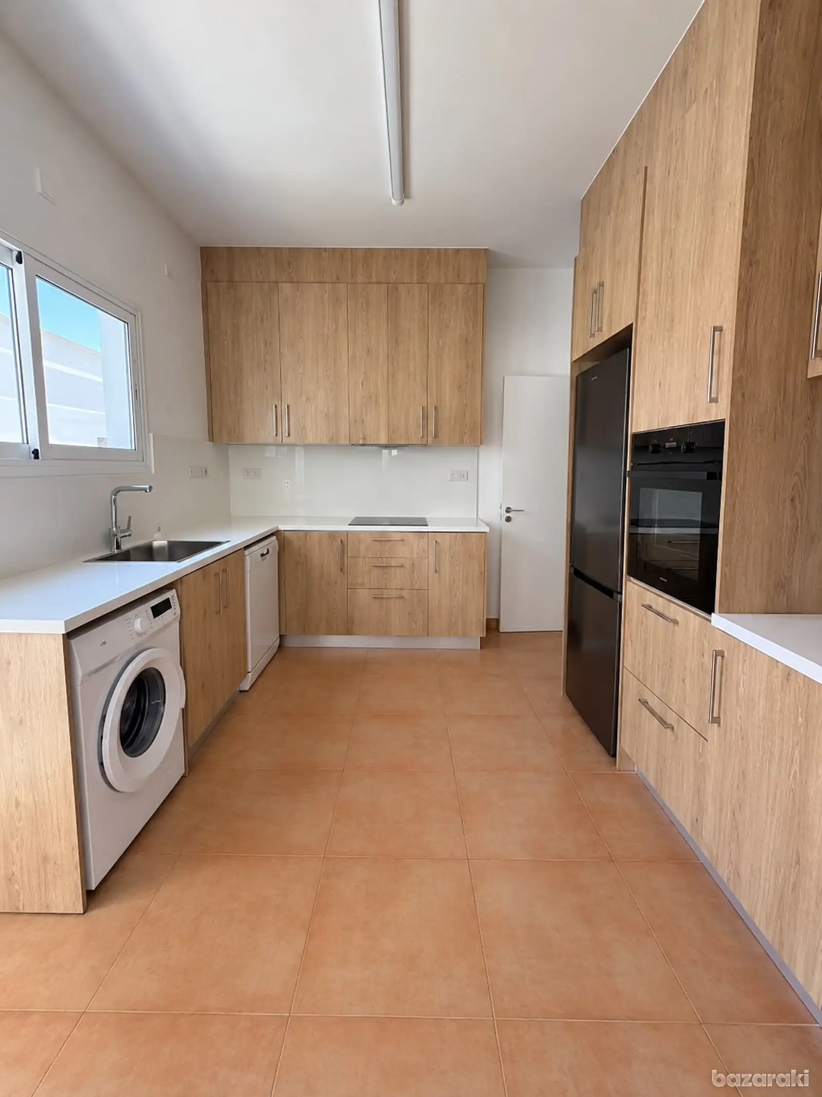 House, 3 bedrooms — 3